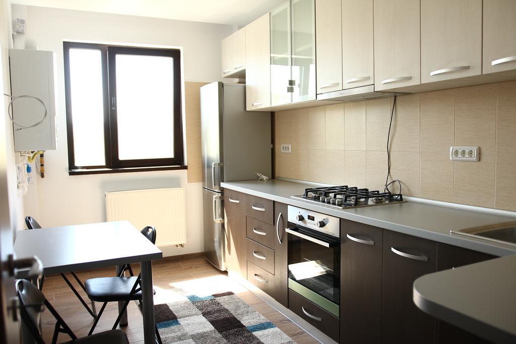 M13 Apartments นาโวดาริ ภายนอก รูปภาพ